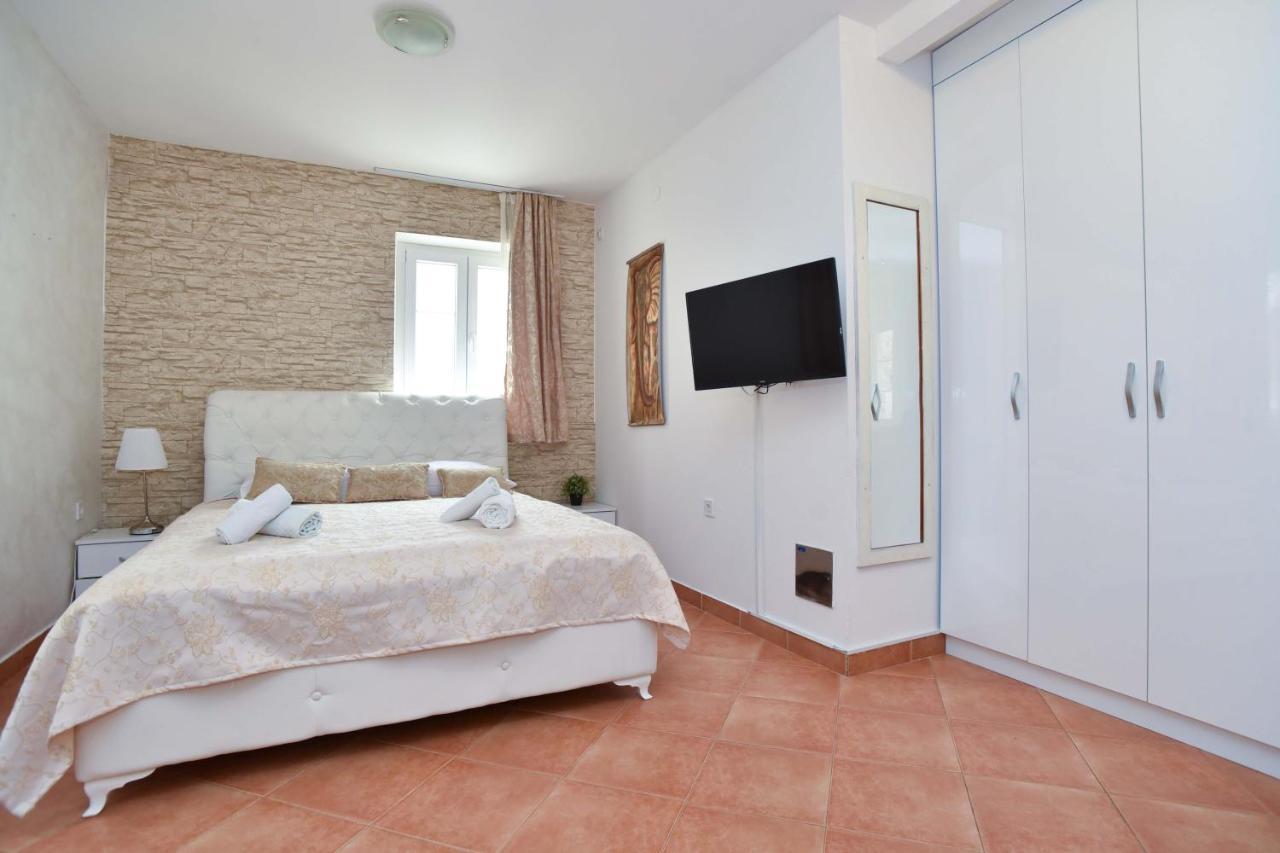 St. Nicola's Apartments Budva Eksteriør billede
