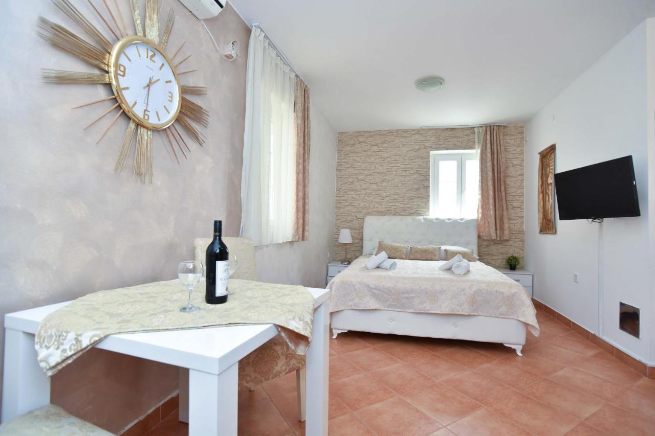 St. Nicola's Apartments Budva Eksteriør billede
