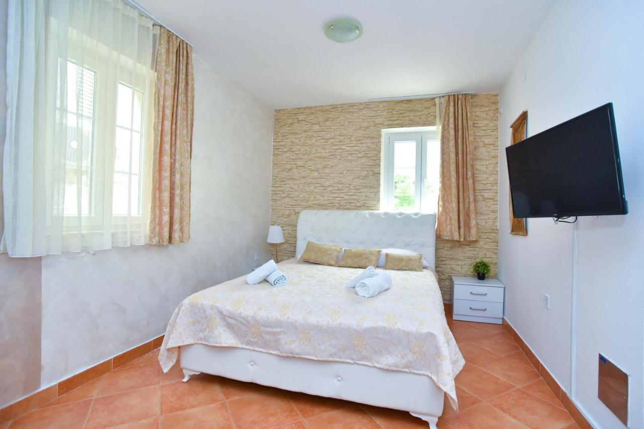 St. Nicola's Apartments Budva Eksteriør billede