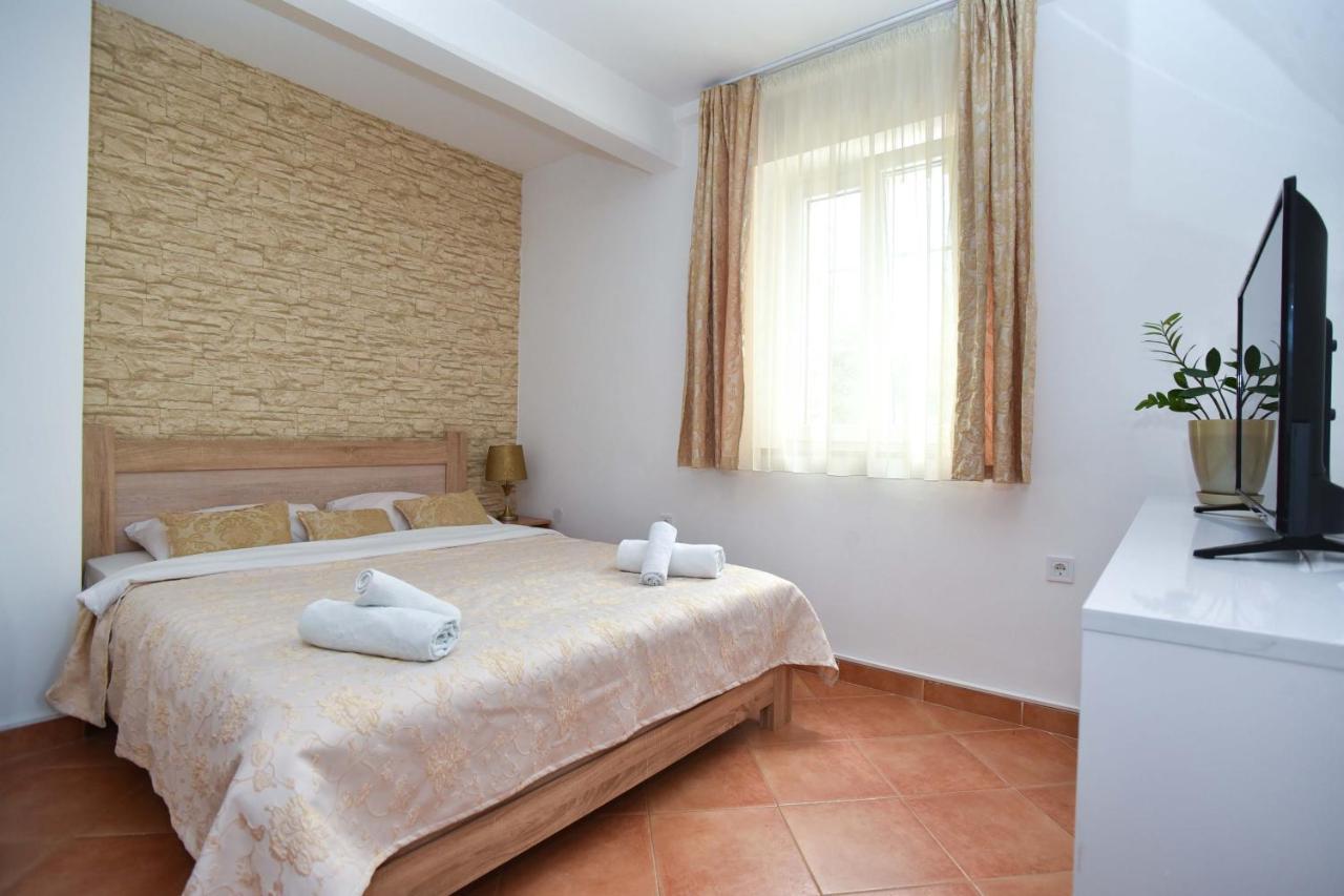 St. Nicola's Apartments Budva Eksteriør billede